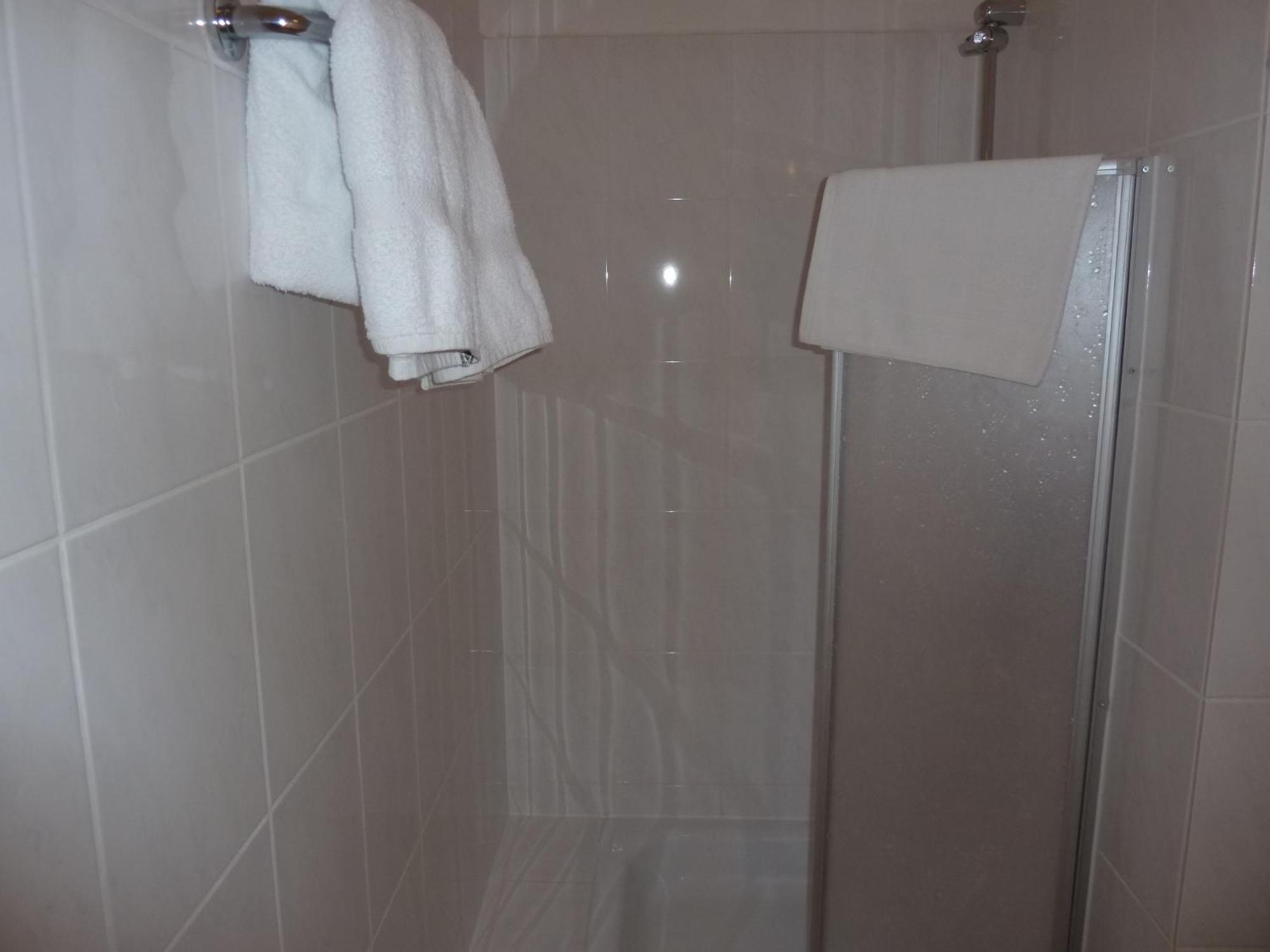 Hotel Relax à Offenbach-sur-le-Main Extérieur photo