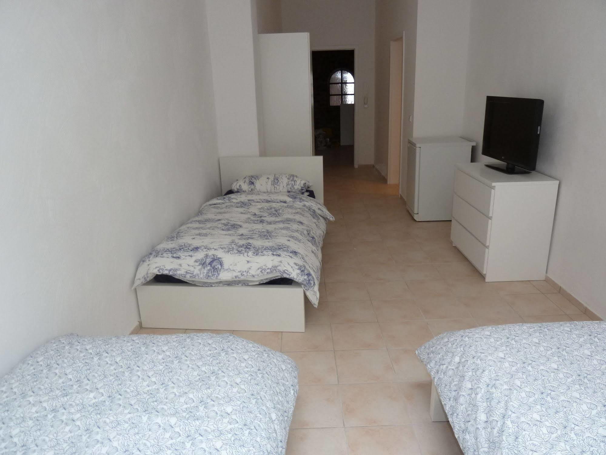 Hotel Relax à Offenbach-sur-le-Main Extérieur photo